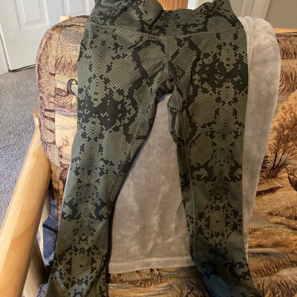Lululemon green leggings